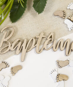Confettis, plumes... Baptême